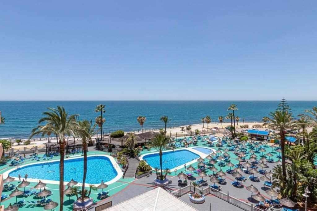 797 Holiday Rentals- Apartamento En Hotel Sunset Frente Al Mar Benalmádena Exteriör bild