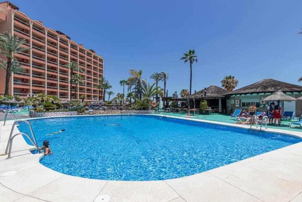 797 Holiday Rentals- Apartamento En Hotel Sunset Frente Al Mar Benalmádena Exteriör bild