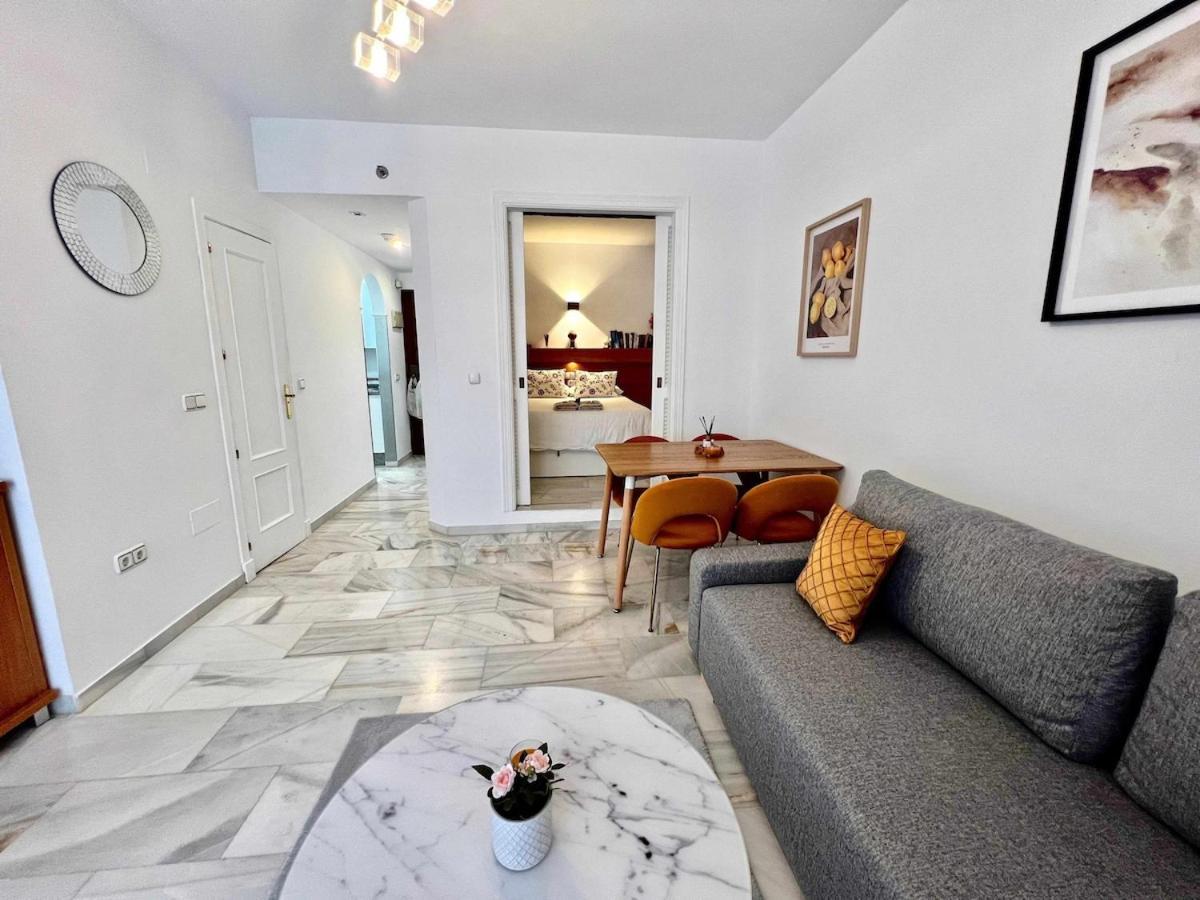 797 Holiday Rentals- Apartamento En Hotel Sunset Frente Al Mar Benalmádena Exteriör bild